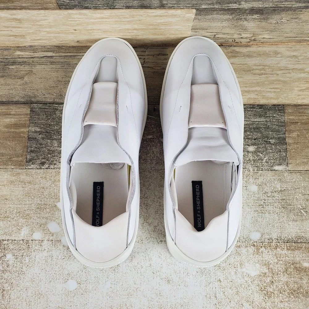 Wolf & Shepherd new without